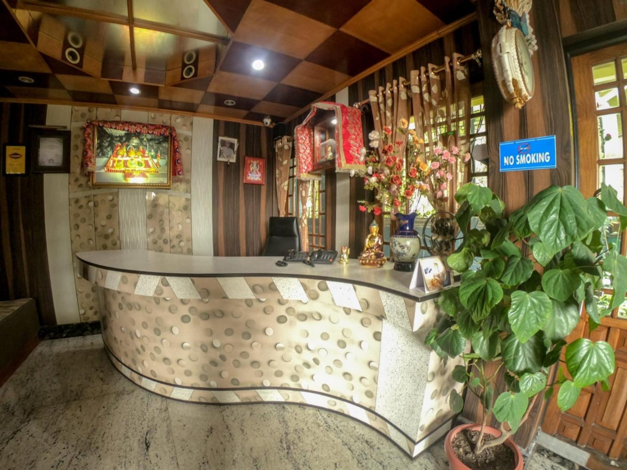 Grg Broadway Mall Road Darjeeling By Royal Collection Hotel Exterior foto